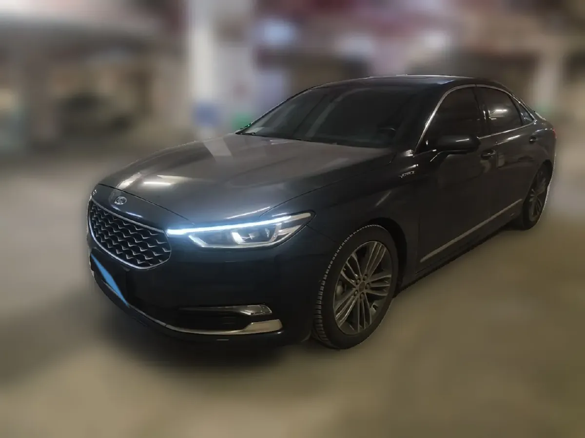 2019 Ford Taurus 2.0T 245HP L4 8AT,autocango,china used car exporter,china ev exporter,chinese used car exporter,chinese used ev exporter