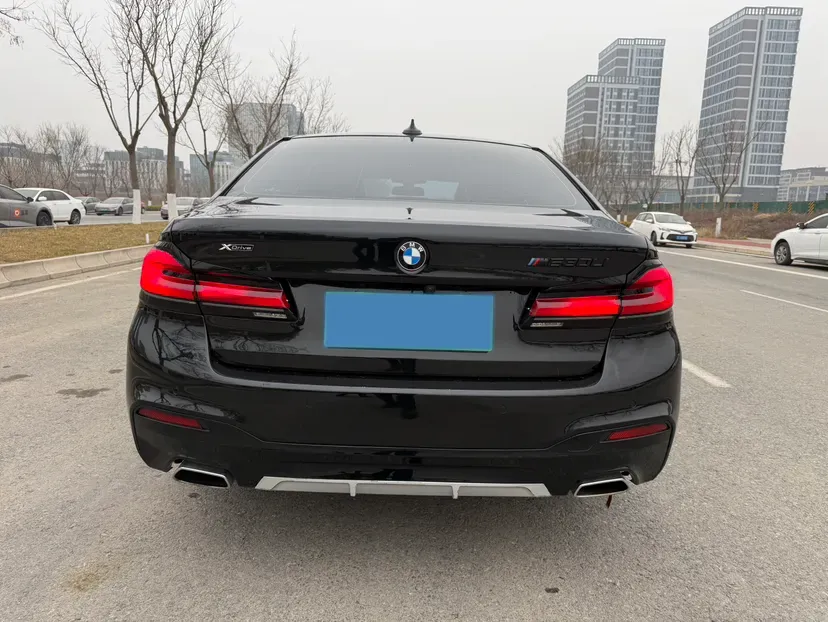 2018 BMW 5 Series 2.0T 252HP L4 8AT,autocango,china used car exporter,china ev exporter,chinese used car exporter,chinese used ev exporter