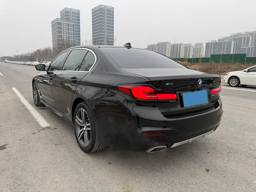 2018 BMW 5 Series 2.0T 252HP L4 8AT,autocango,china used car exporter,china ev exporter,chinese used car exporter,chinese used ev exporter