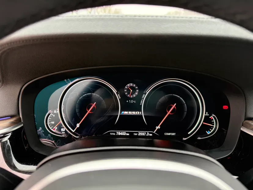 2018 BMW 5 Series 2.0T 252HP L4 8AT,autocango,china used car exporter,china ev exporter,chinese used car exporter,chinese used ev exporter