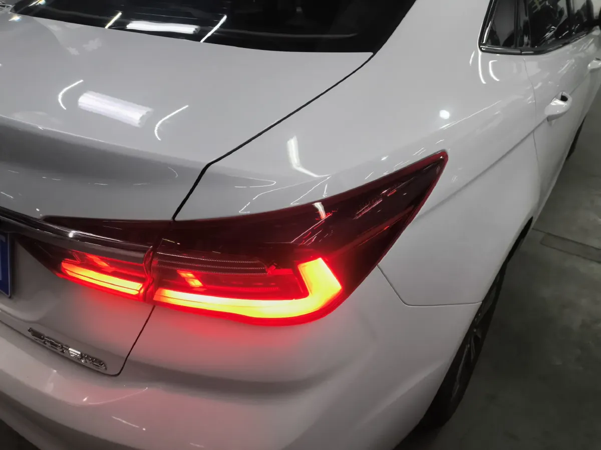 2021 Ford Escort 1.5L 122HP L3 6AT,autocango,china used car exporter,china ev exporter,chinese used car exporter,chinese used ev exporter