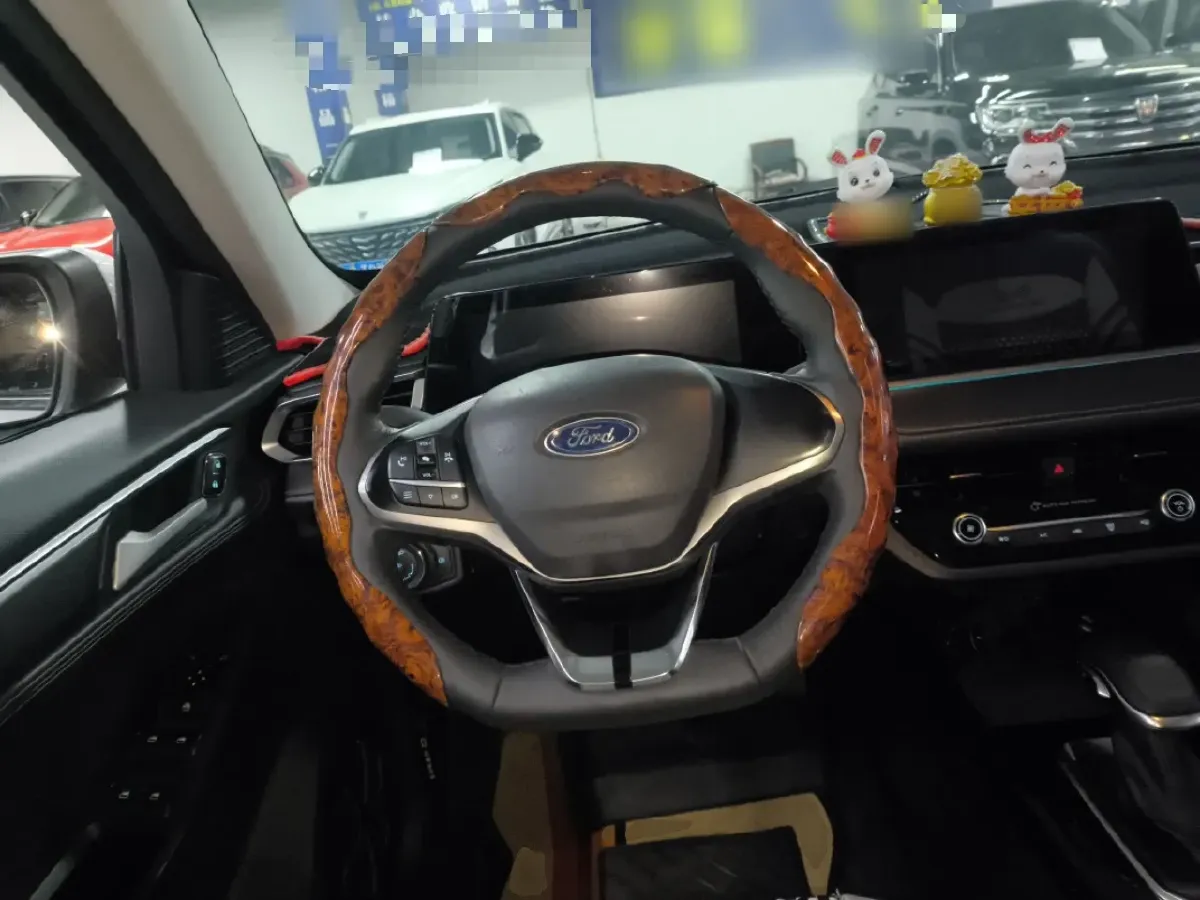 2021 Ford Escort 1.5L 122HP L3 6AT,autocango,china used car exporter,china ev exporter,chinese used car exporter,chinese used ev exporter