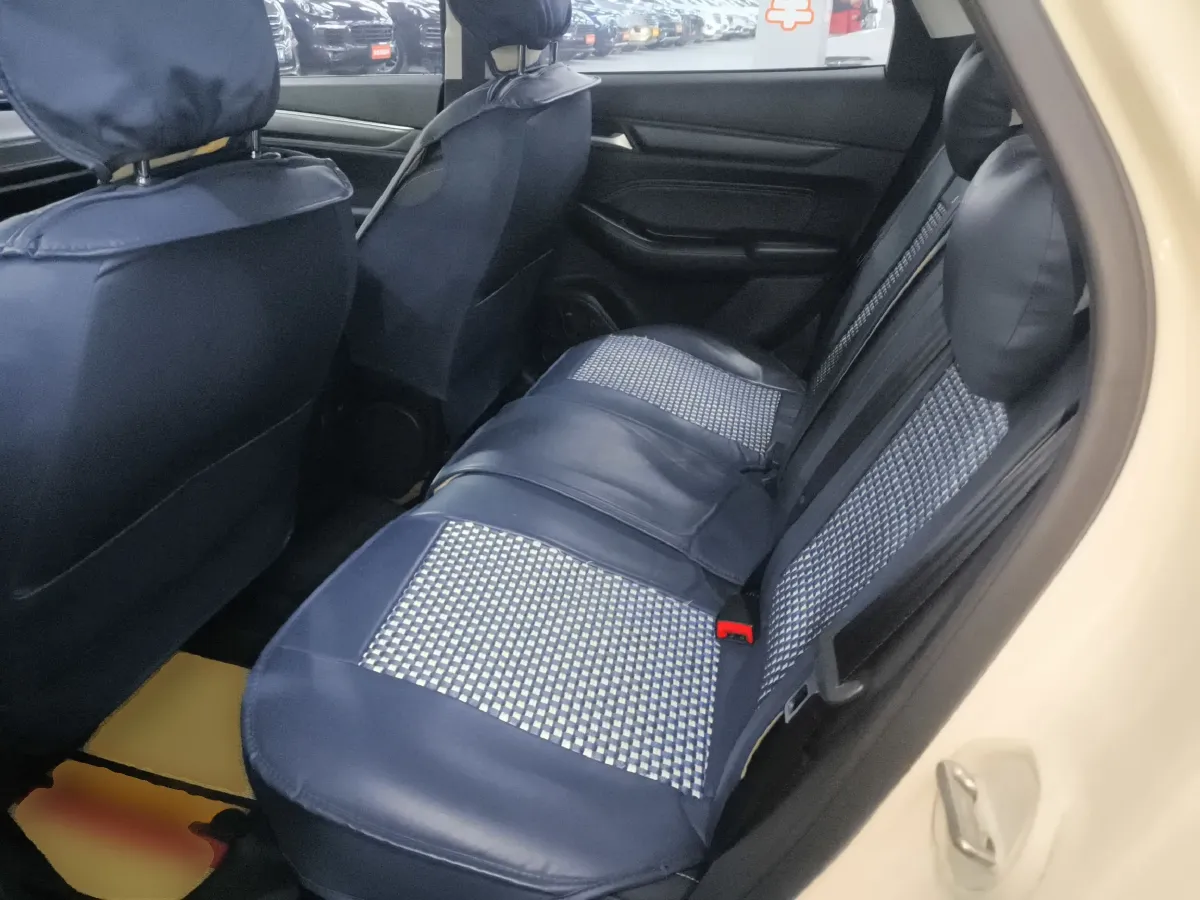 2021 Ford Escort 1.5L 122HP L3 6AT,autocango,china used car exporter,china ev exporter,chinese used car exporter,chinese used ev exporter