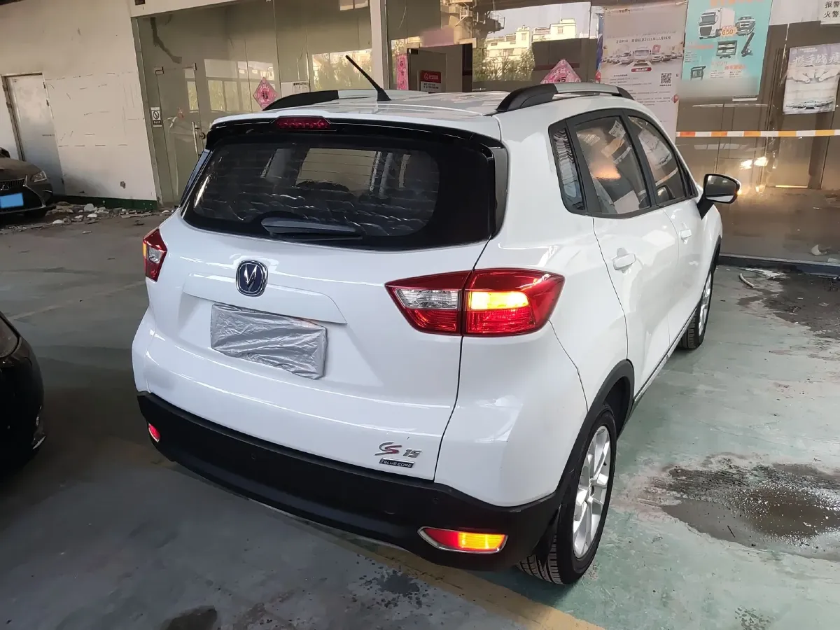 2016 ChangAn CS15 1.5L 107HP L4 5MT,autocango,china used car exporter,china ev exporter,chinese used car exporter,chinese used ev exporter