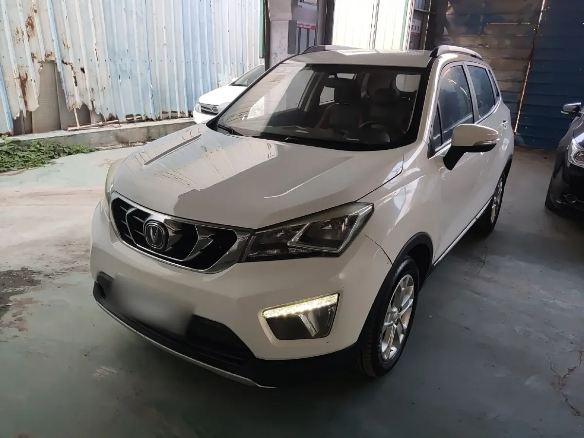2016 ChangAn CS15 1.5L 107HP L4 5MT,autocango,china used car exporter,china ev exporter,chinese used car exporter,chinese used ev exporter