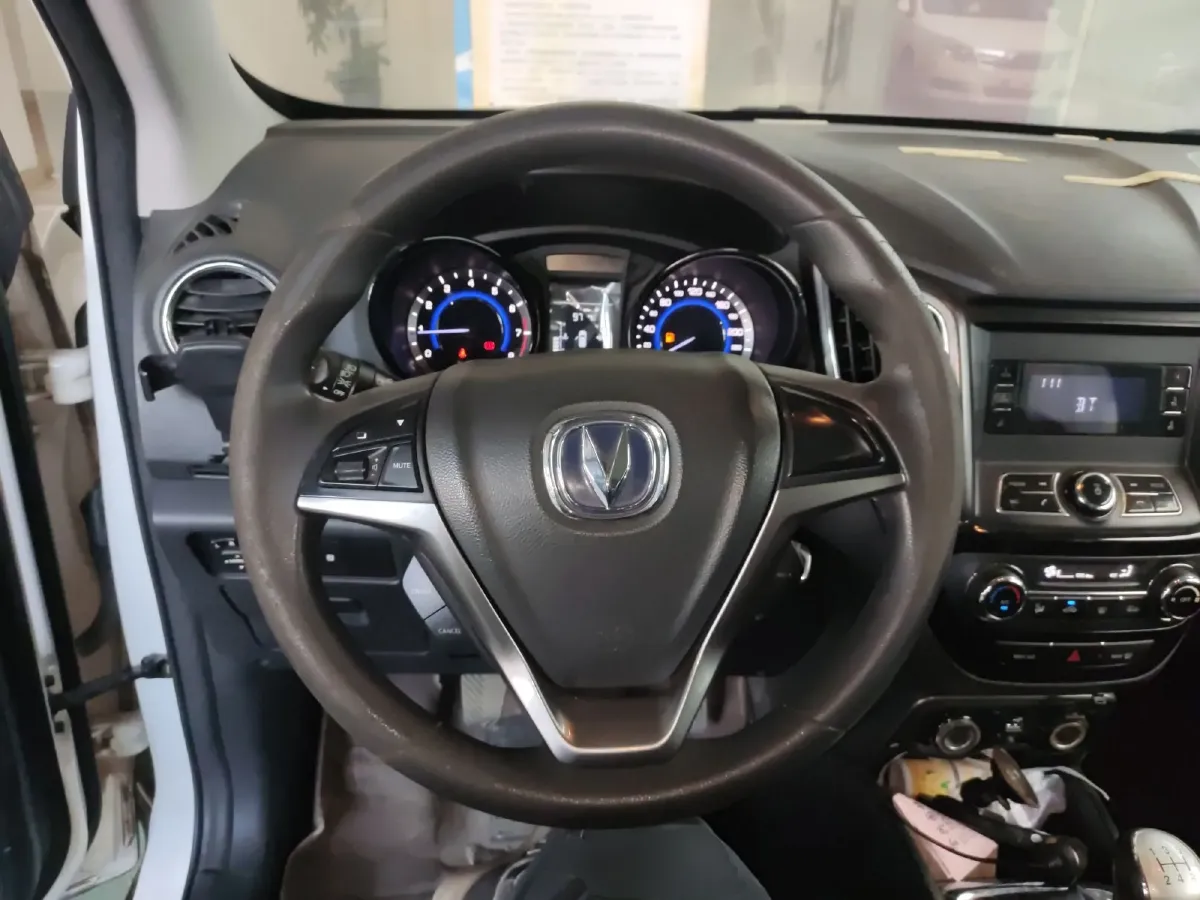 2016 ChangAn CS15 1.5L 107HP L4 5MT,autocango,china used car exporter,china ev exporter,chinese used car exporter,chinese used ev exporter