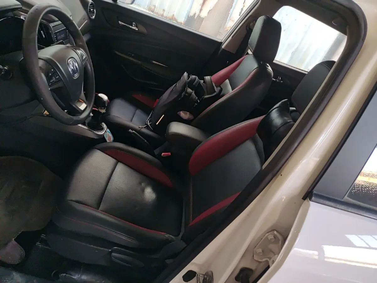 2016 ChangAn CS15 1.5L 107HP L4 5MT,autocango,china used car exporter,china ev exporter,chinese used car exporter,chinese used ev exporter