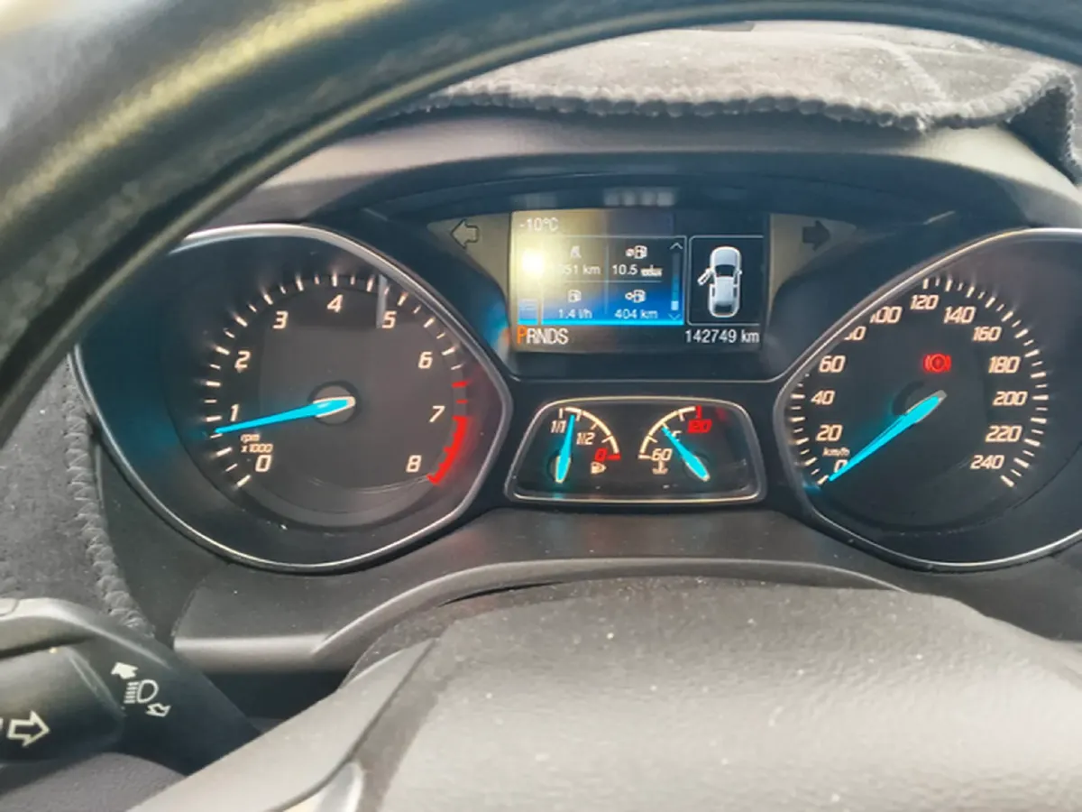 2015 Ford Kuga 2.0T 242HP L4 6AT,autocango,china used car exporter,china ev exporter,chinese used car exporter,chinese used ev exporter