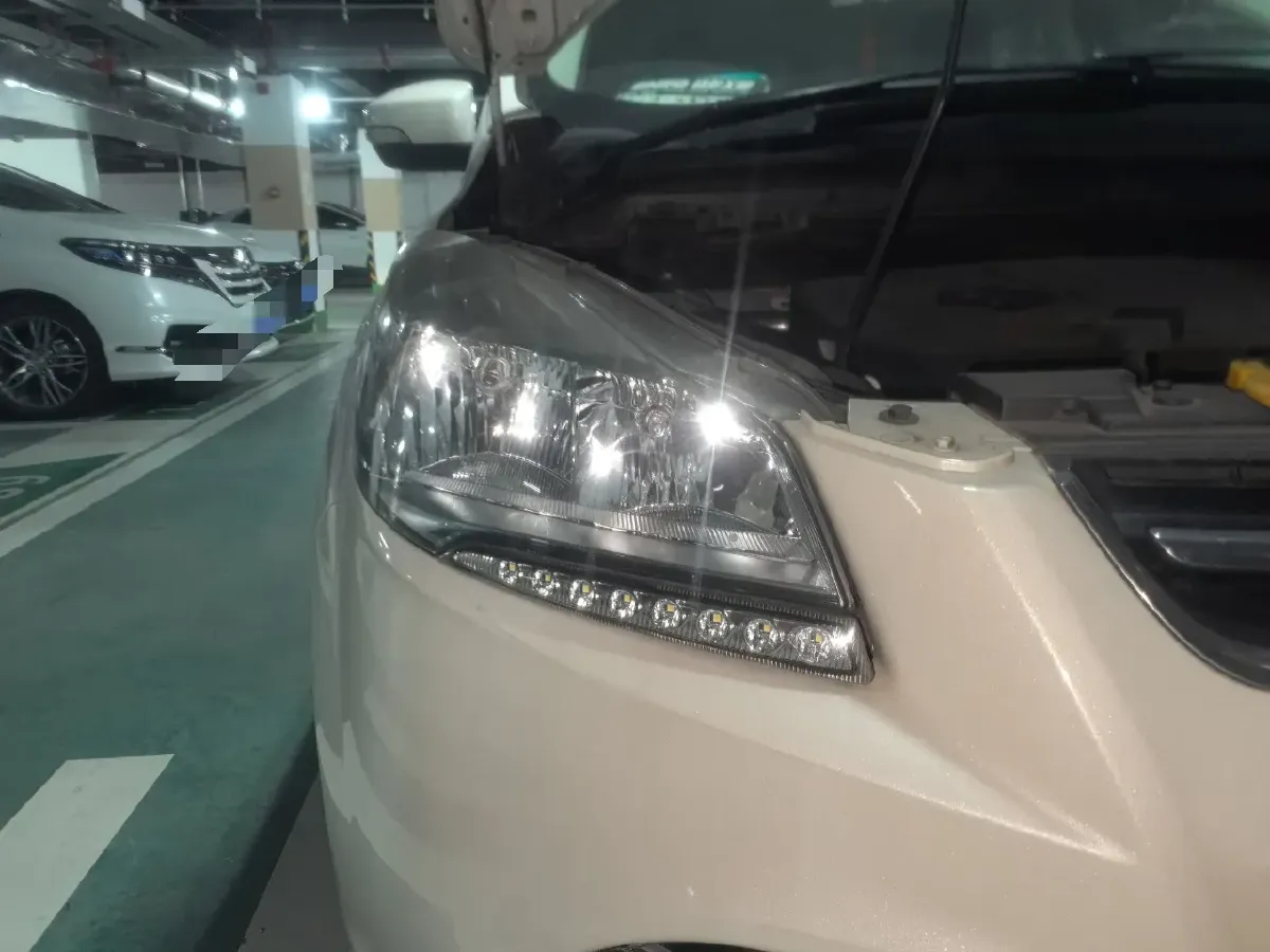 2015 Ford Kuga 1.5T 181HP L4 6AT,autocango,china used car exporter,china ev exporter,chinese used car exporter,chinese used ev exporter