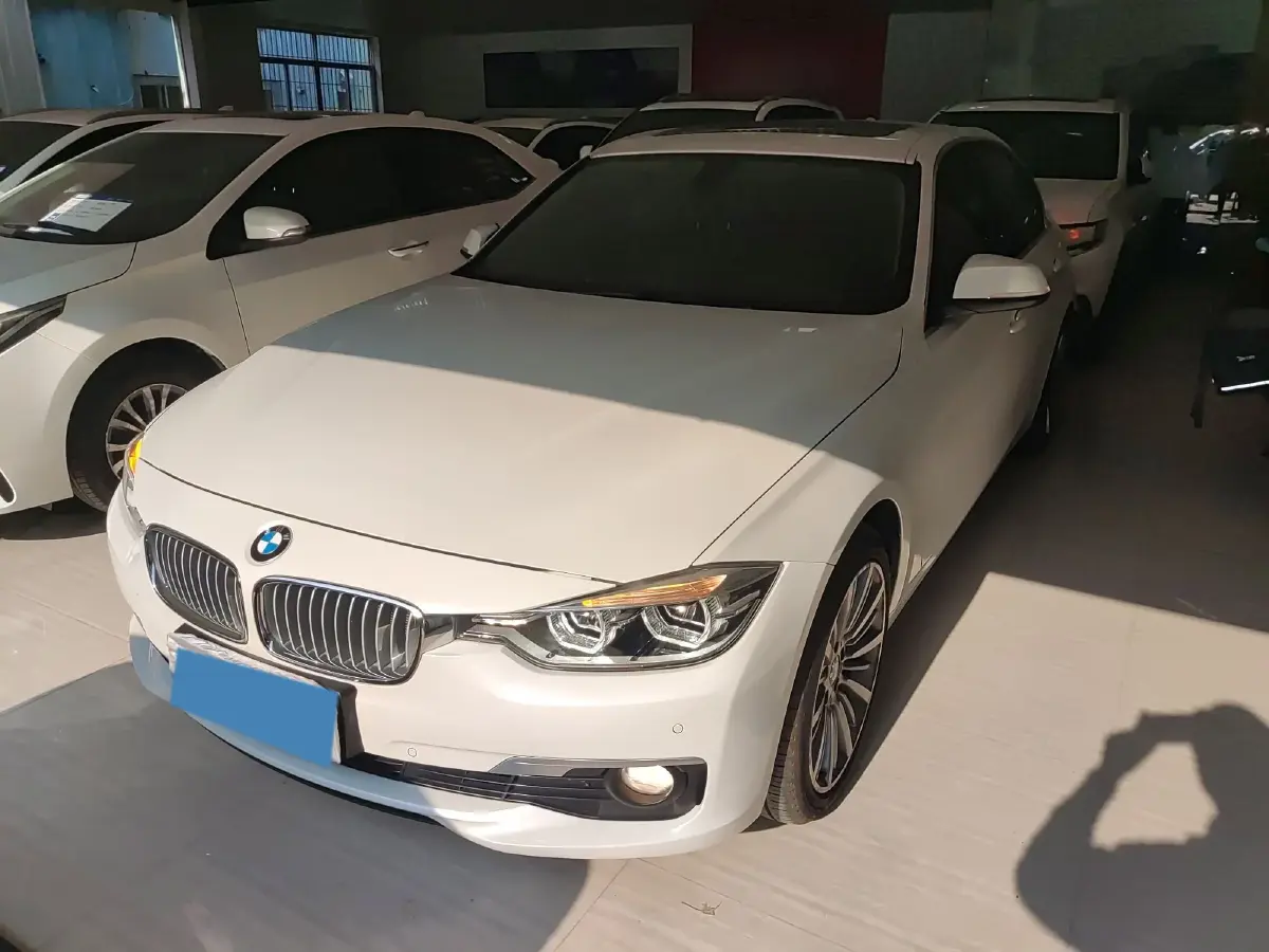 2019 BMW 3 Series 2.0T 184HP L4 8AT