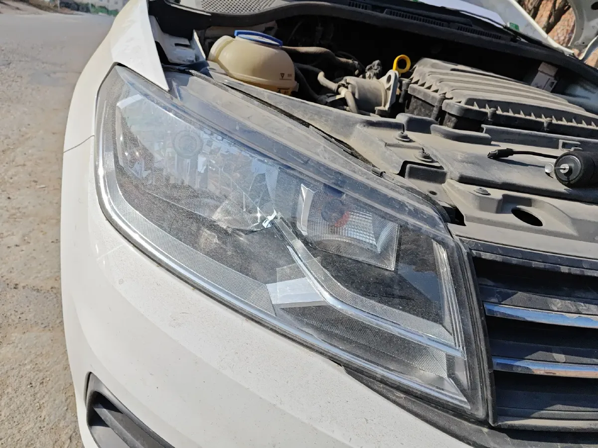 2021 Volkswagen Santana 1.5L 112HP L4 5MT,autocango,china used car exporter,china ev exporter,chinese used car exporter,chinese used ev exporter