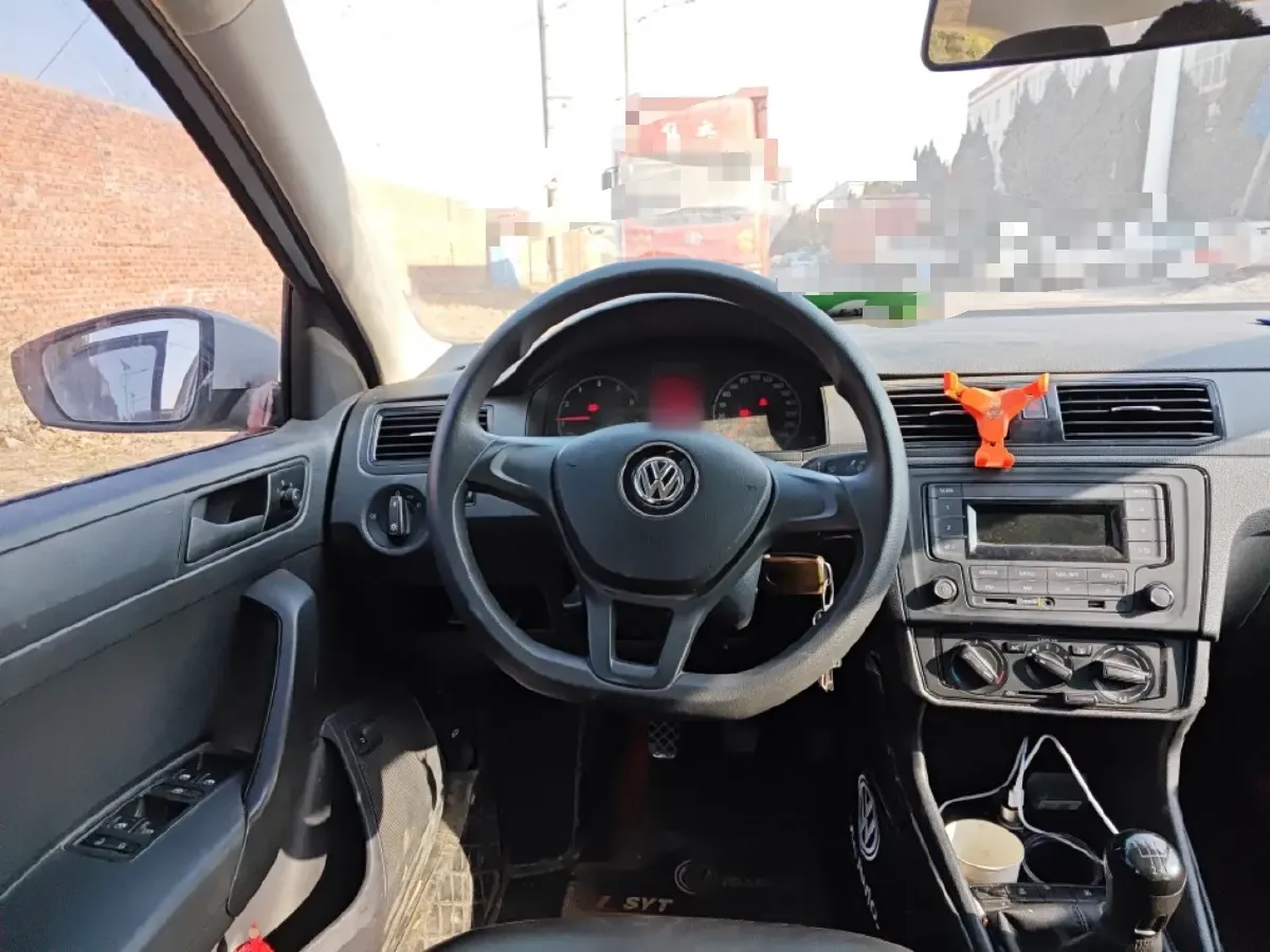 2021 Volkswagen Santana 1.5L 112HP L4 5MT,autocango,china used car exporter,china ev exporter,chinese used car exporter,chinese used ev exporter