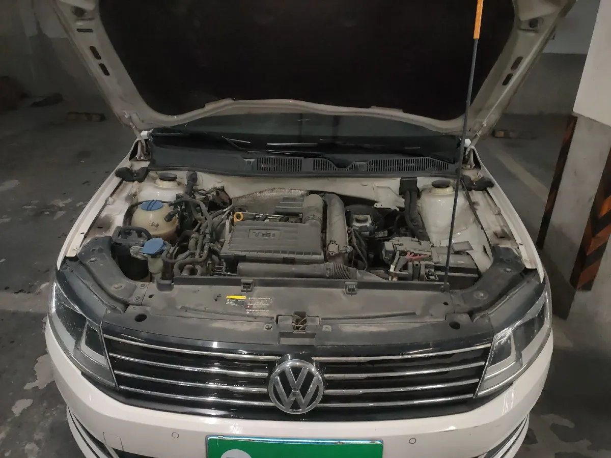 2017 Volkswagen Gran Lavida 1.2T 110HP L4 7DCT,autocango,china used car exporter,china ev exporter,chinese used car exporter,chinese used ev exporter