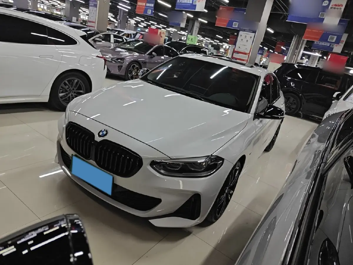 2023 BMW 1 Series 2.0T 178HP L4 7DCT