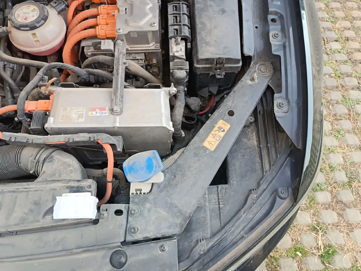 2022 Volkswagen Magotan GTE 1.4T 150HP L4 6DCT PHEV 13KWH,autocango,china used car exporter,china ev exporter,chinese used car exporter,chinese used ev exporter