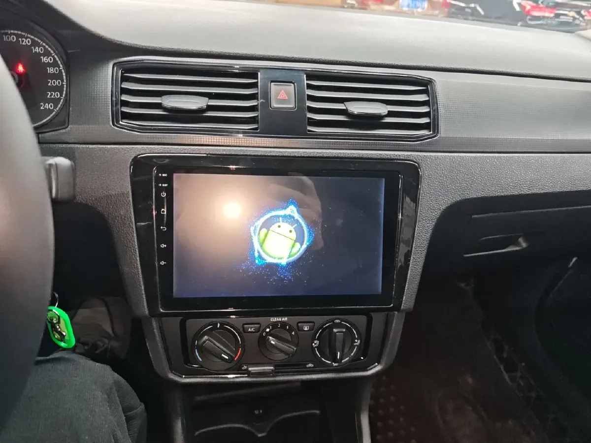 2018 Volkswagen Santana 1.5L 110HP L4 5MT,autocango,china used car exporter,china ev exporter,chinese used car exporter,chinese used ev exporter