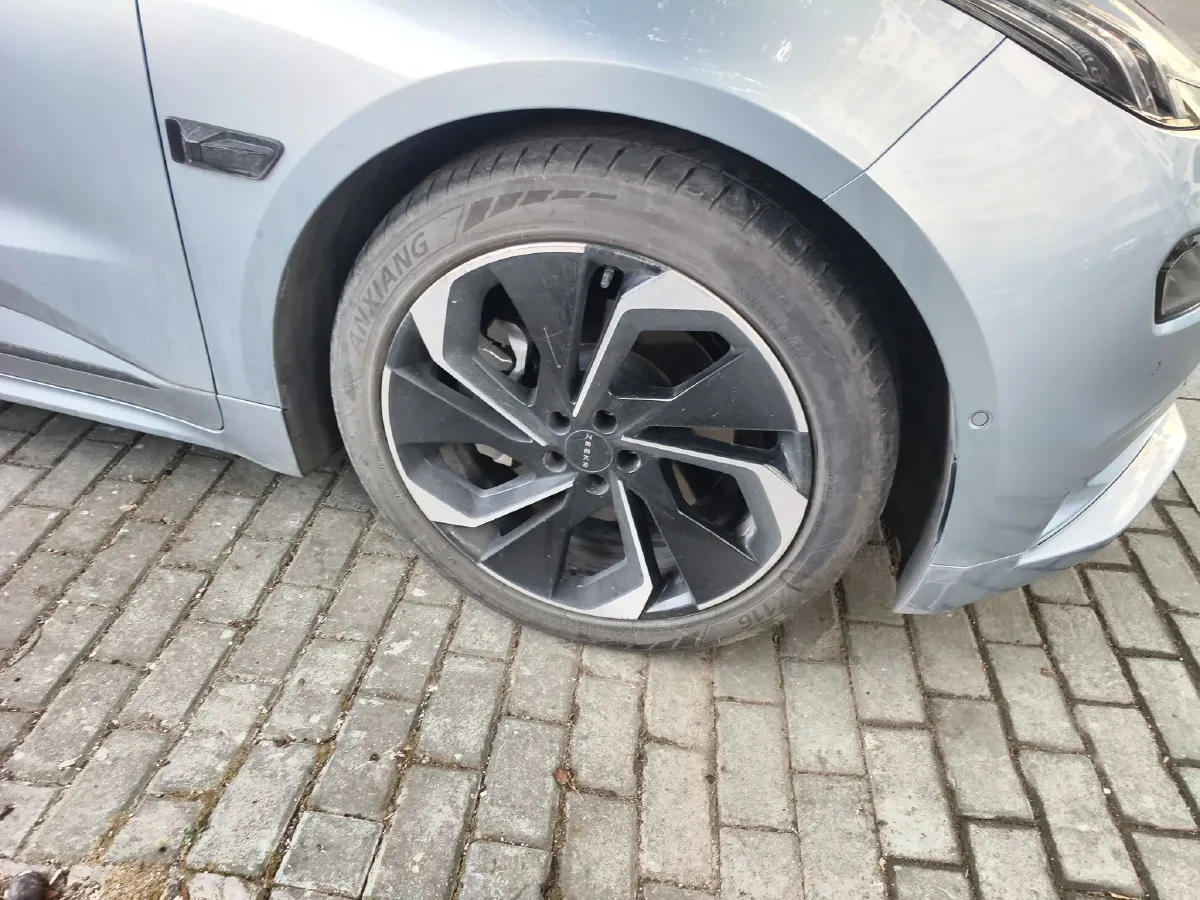 2022 Zeekr 001 BEV 86KWH,autocango,china used car exporter,china ev exporter,chinese used car exporter,chinese used ev exporter