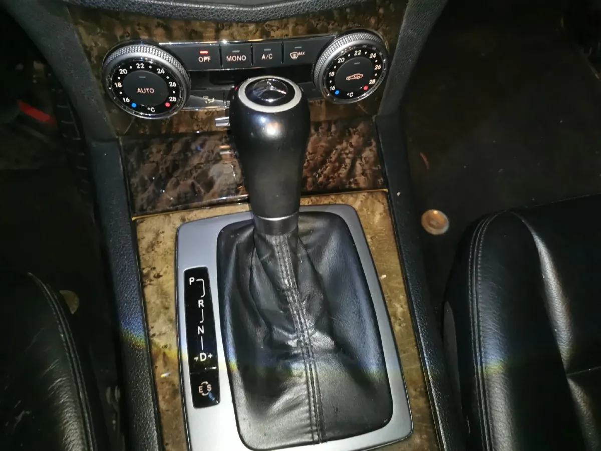 2010 Mercedes-Benz C Class 1.8T 184HP L4 5AT,autocango,china used car exporter,china ev exporter,chinese used car exporter,chinese used ev exporter