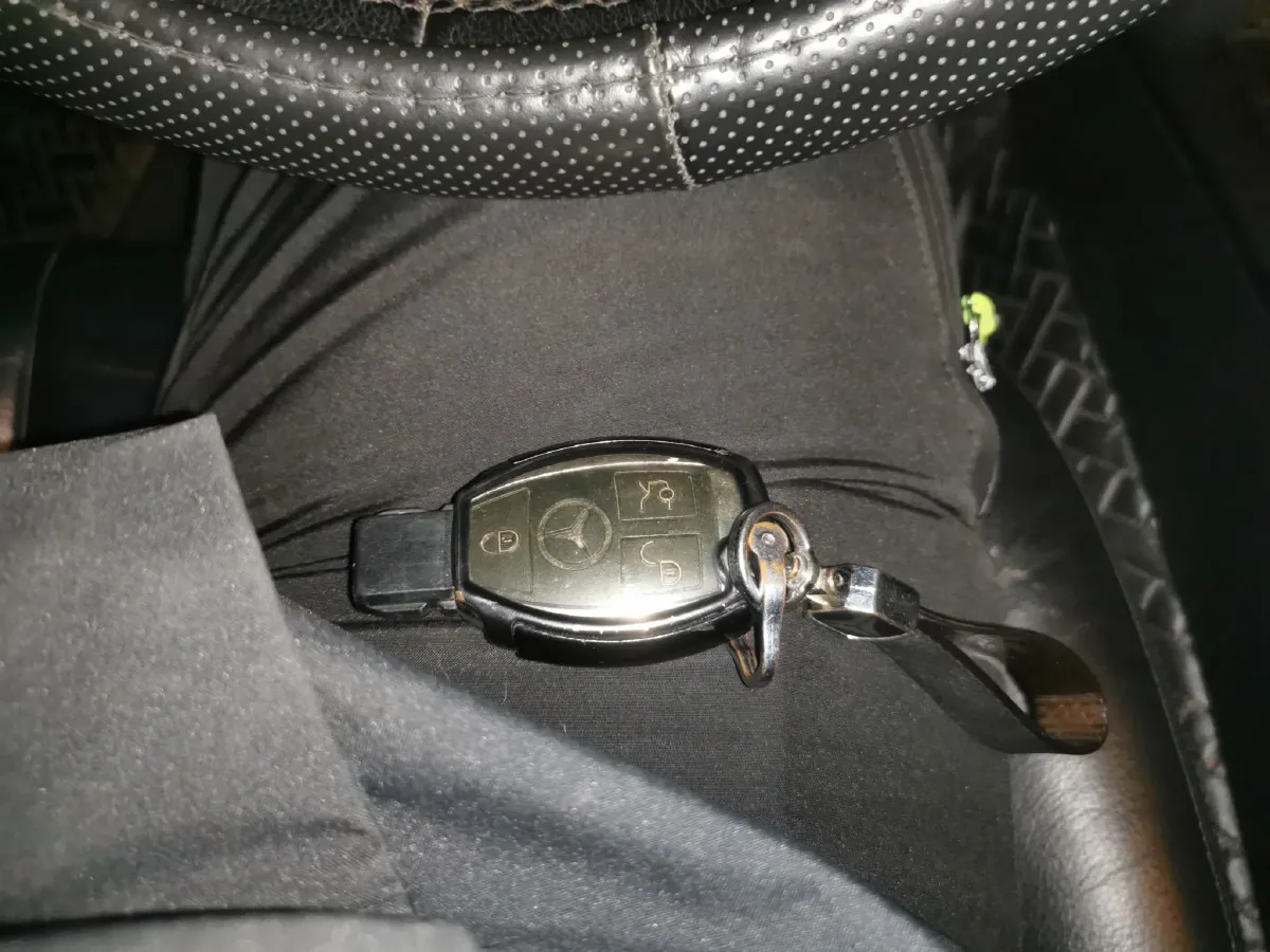 2010 Mercedes-Benz C Class 1.8T 184HP L4 5AT,autocango,china used car exporter,china ev exporter,chinese used car exporter,chinese used ev exporter