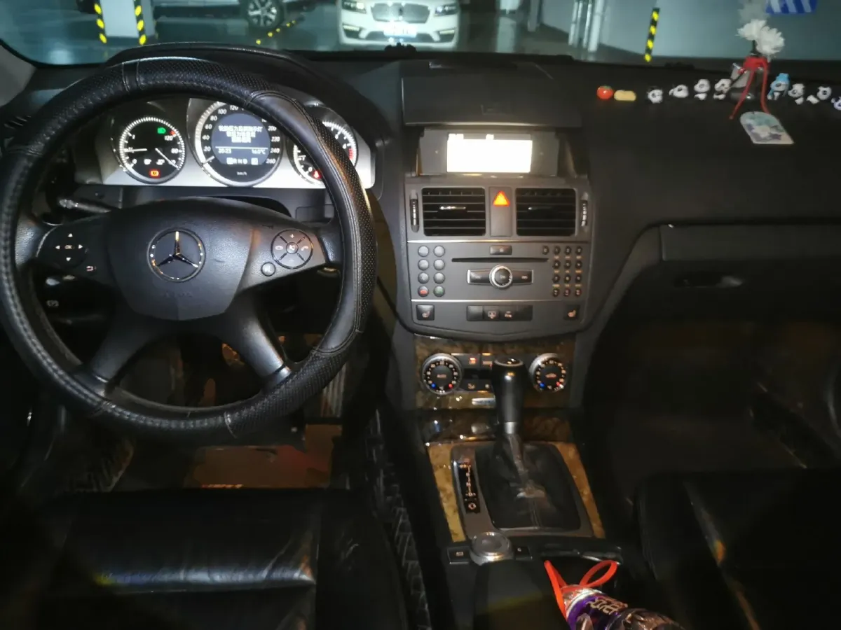 2010 Mercedes-Benz C Class 1.8T 184HP L4 5AT,autocango,china used car exporter,china ev exporter,chinese used car exporter,chinese used ev exporter