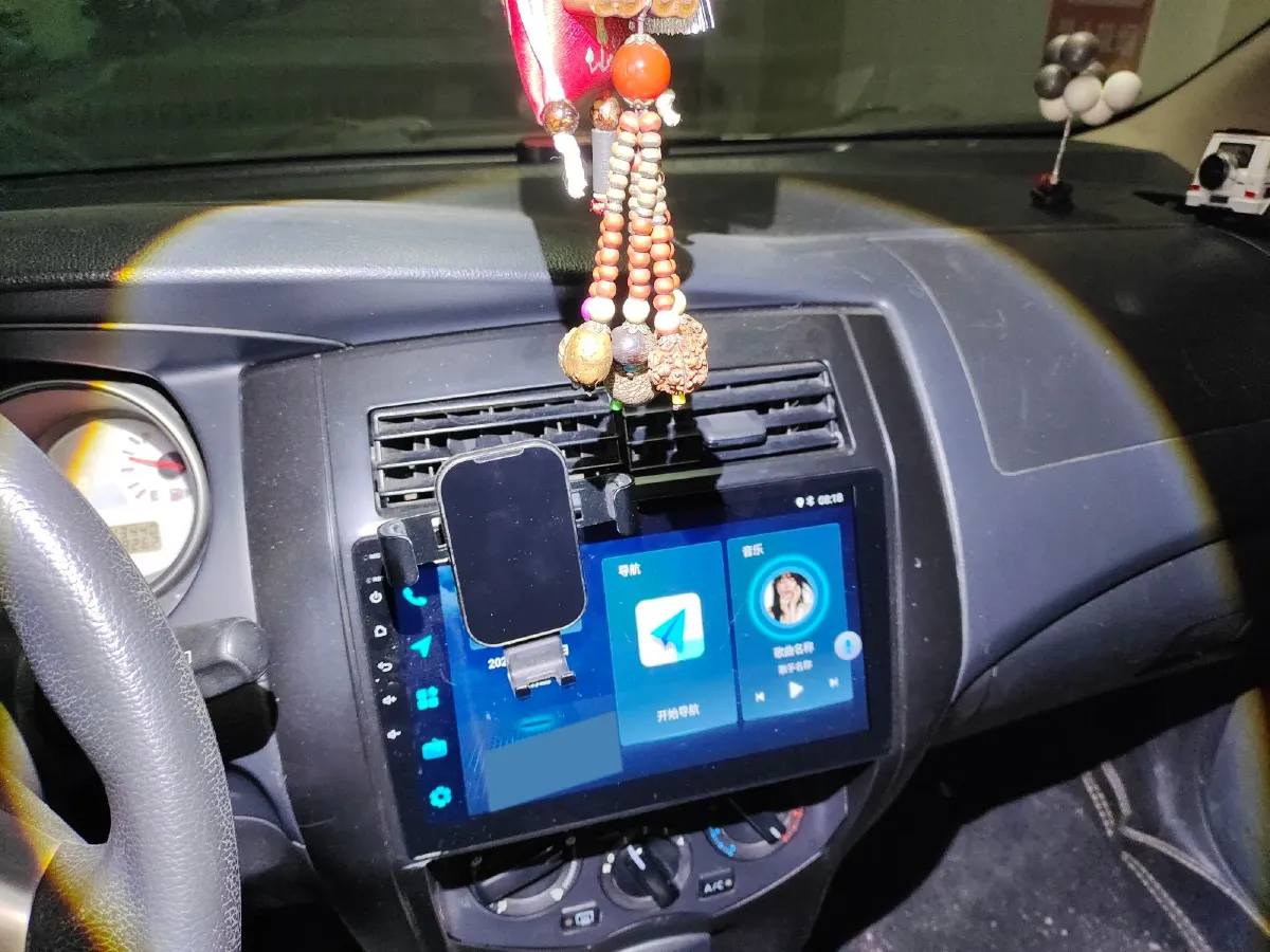 2010 Nissan Livina 1.6L 105HP L4 5MT,autocango,china used car exporter,china ev exporter,chinese used car exporter,chinese used ev exporter