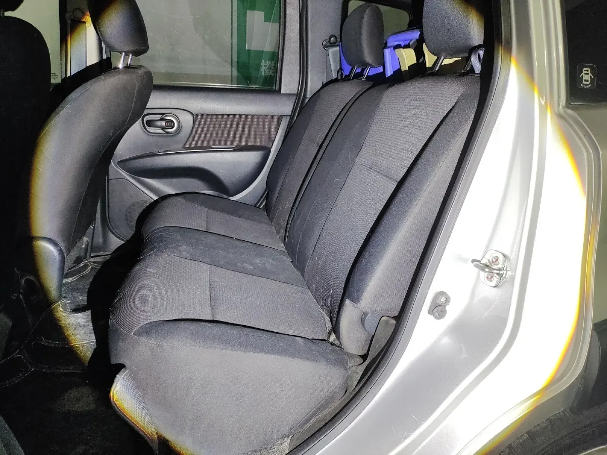 2010 Nissan Livina 1.6L 105HP L4 5MT,autocango,china used car exporter,china ev exporter,chinese used car exporter,chinese used ev exporter