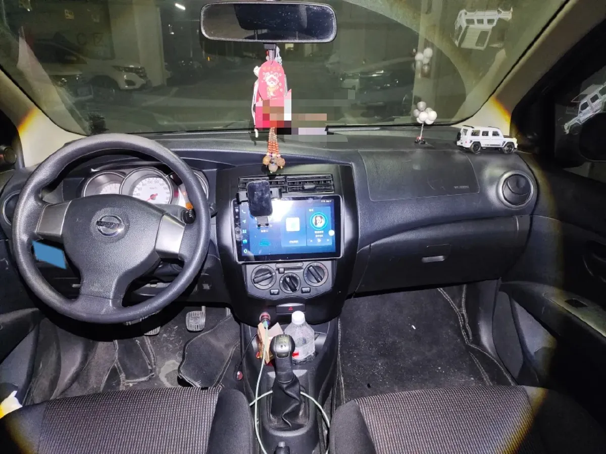 2010 Nissan Livina 1.6L 105HP L4 5MT,autocango,china used car exporter,china ev exporter,chinese used car exporter,chinese used ev exporter