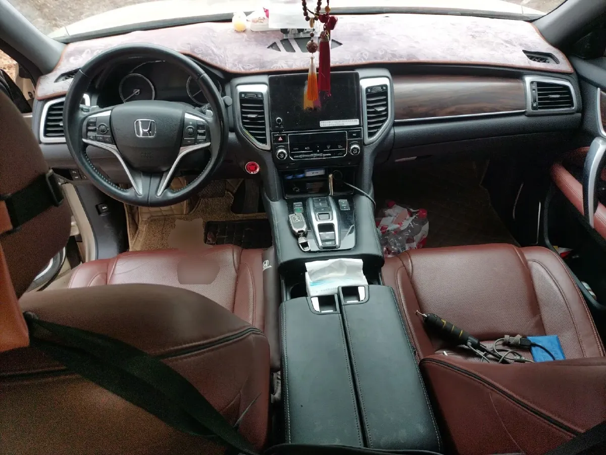 2017 Honda UR-V 2.0T 272HP L4 9AT,autocango,china used car exporter,china ev exporter,chinese used car exporter,chinese used ev exporter