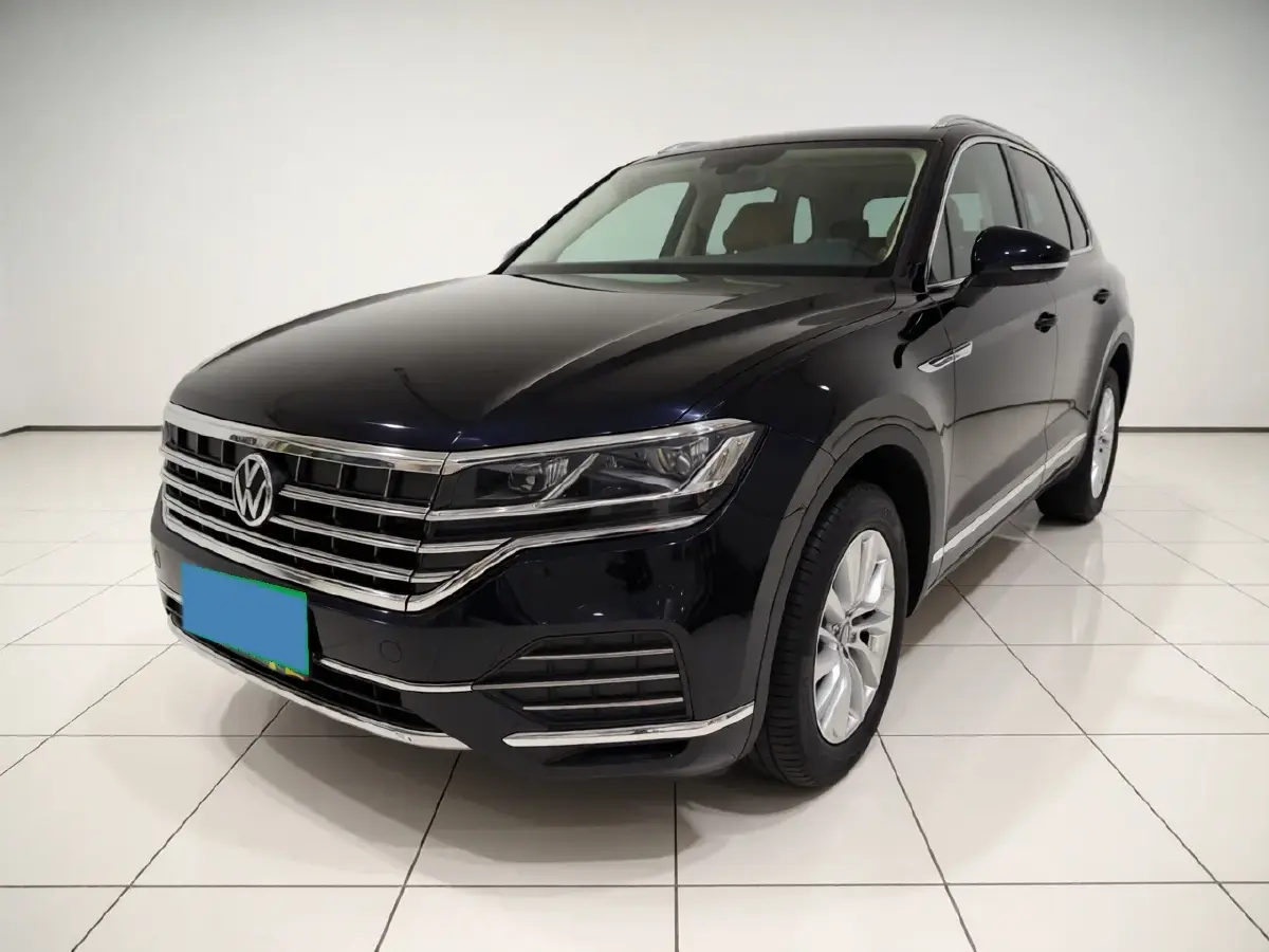 2021 Volkswagen Touareg 2.0T 245HP L4 8AT