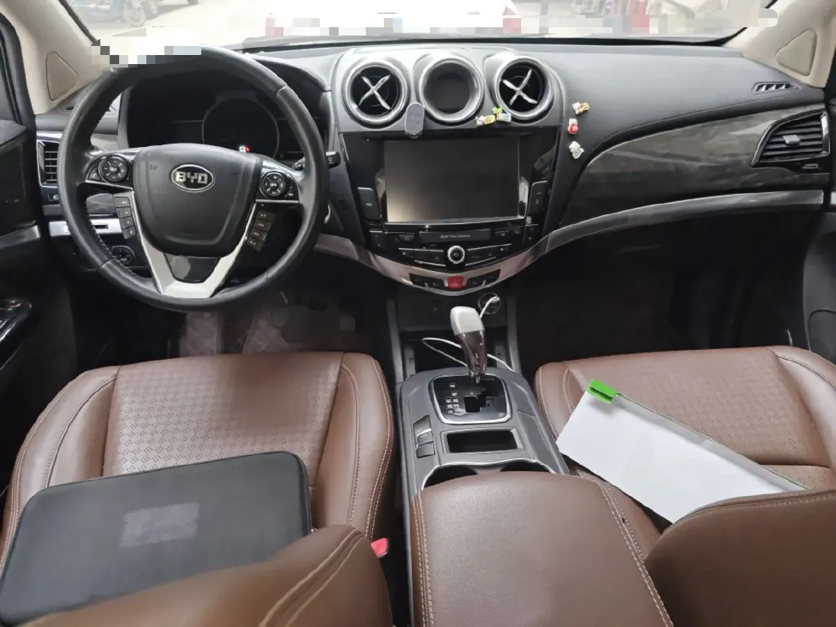 2016 BYD S7 2.0T 205HP L4 6DCT,autocango,china used car exporter,china ev exporter,chinese used car exporter,chinese used ev exporter