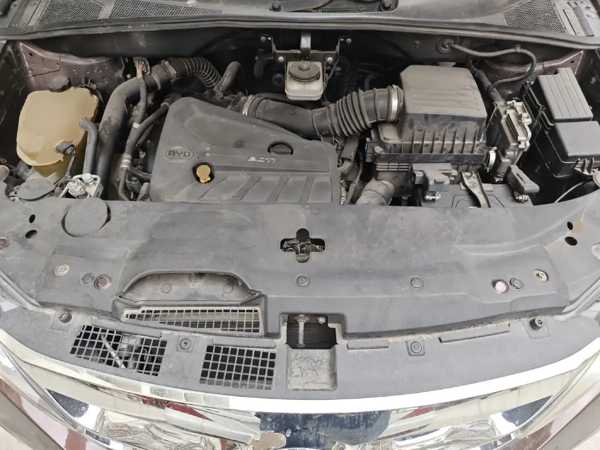 2016 BYD S7 2.0T 205HP L4 6DCT,autocango,china used car exporter,china ev exporter,chinese used car exporter,chinese used ev exporter