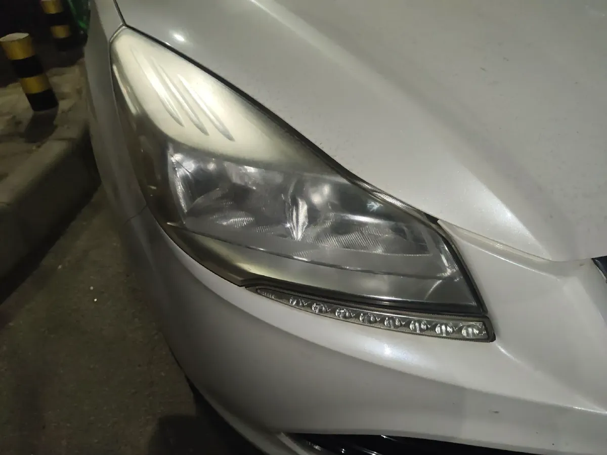 2015 Ford Kuga 1.5T 181HP L4 6AT,autocango,china used car exporter,china ev exporter,chinese used car exporter,chinese used ev exporter