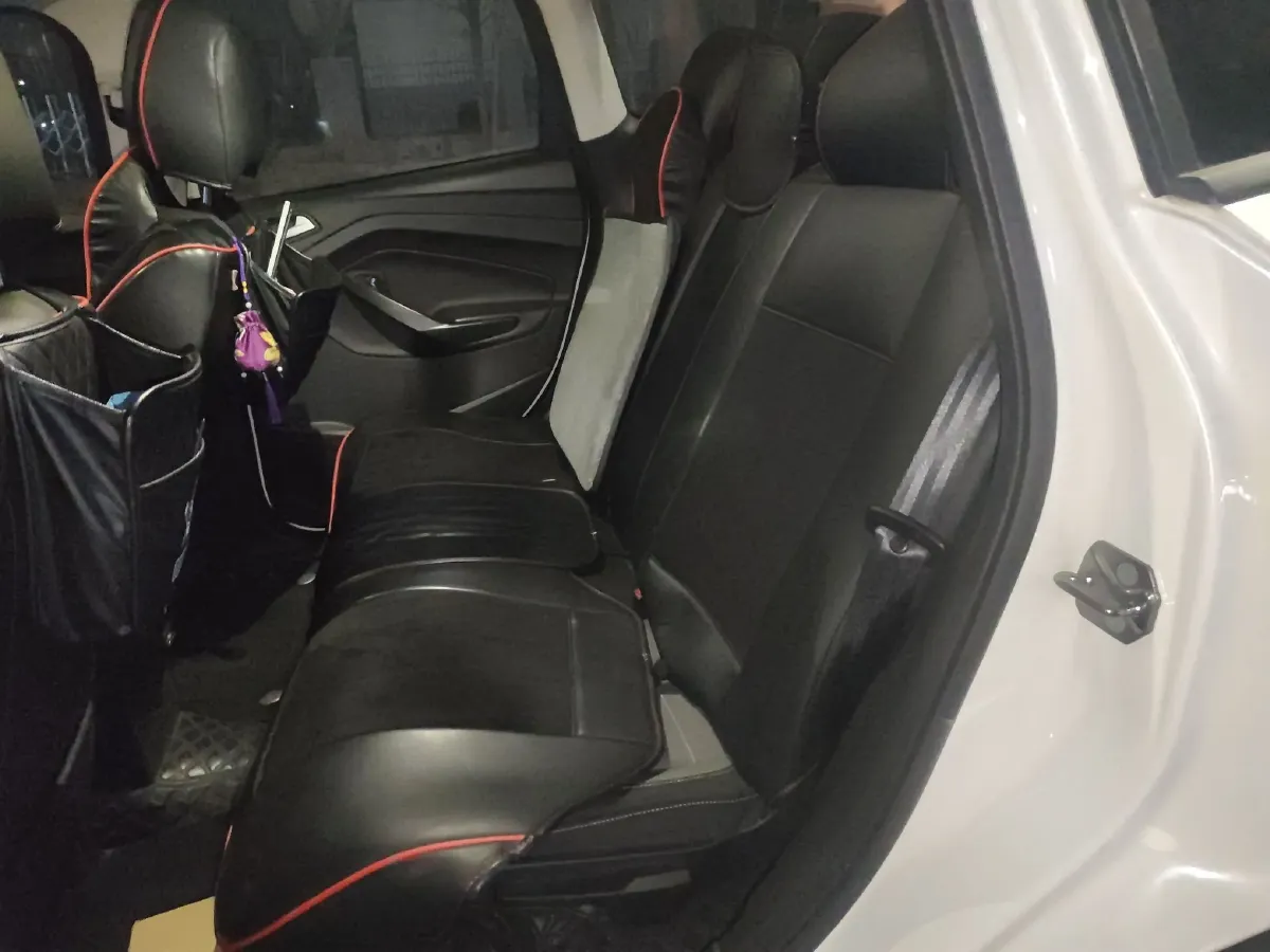 2015 Ford Kuga 1.5T 181HP L4 6AT,autocango,china used car exporter,china ev exporter,chinese used car exporter,chinese used ev exporter