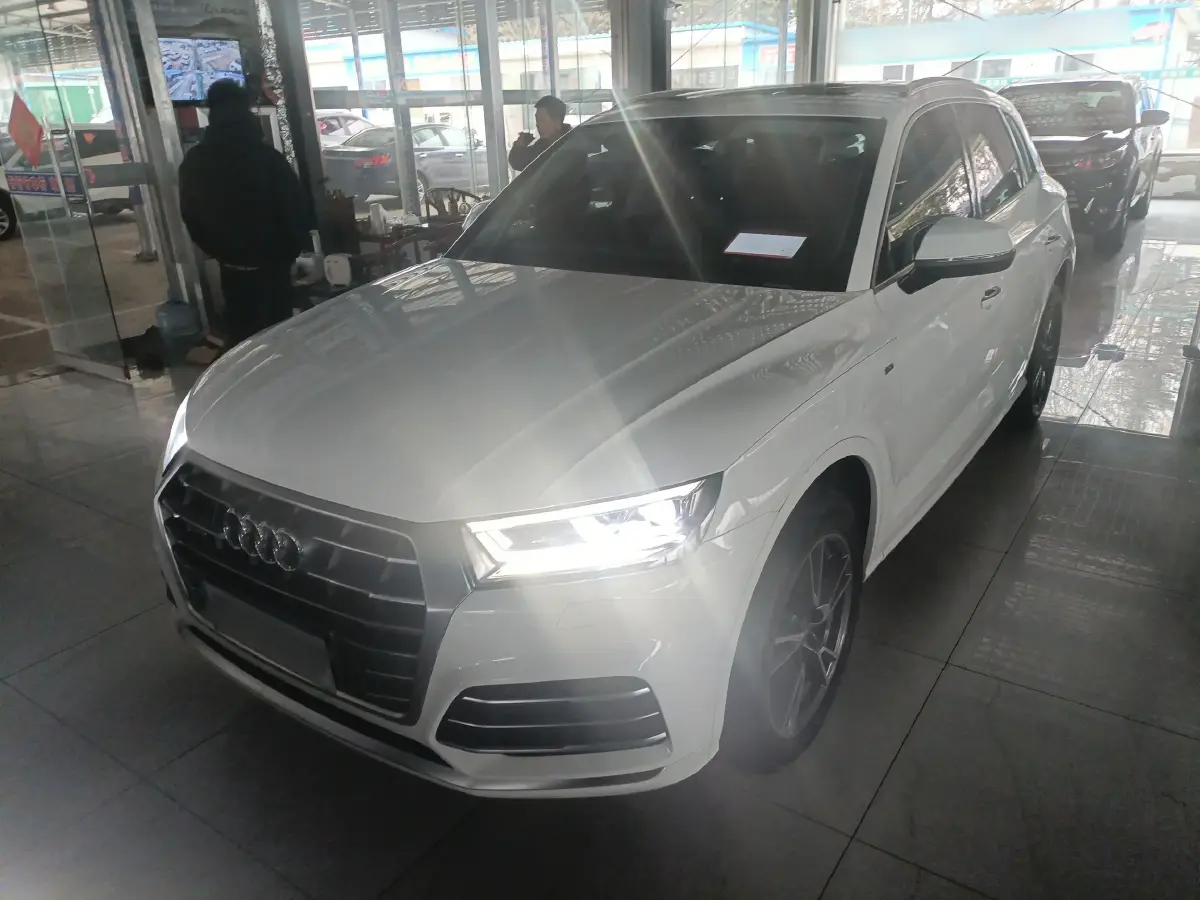 2020 Audi Q5L 2.0T 190HP L4 7DCT