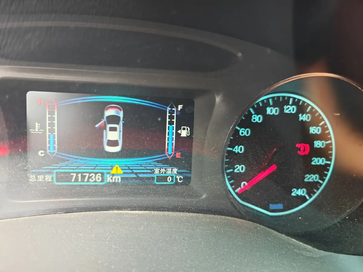 2015 BYD SuRui 1.5L 109HP L4 5MT,autocango,china used car exporter,china ev exporter,chinese used car exporter,chinese used ev exporter