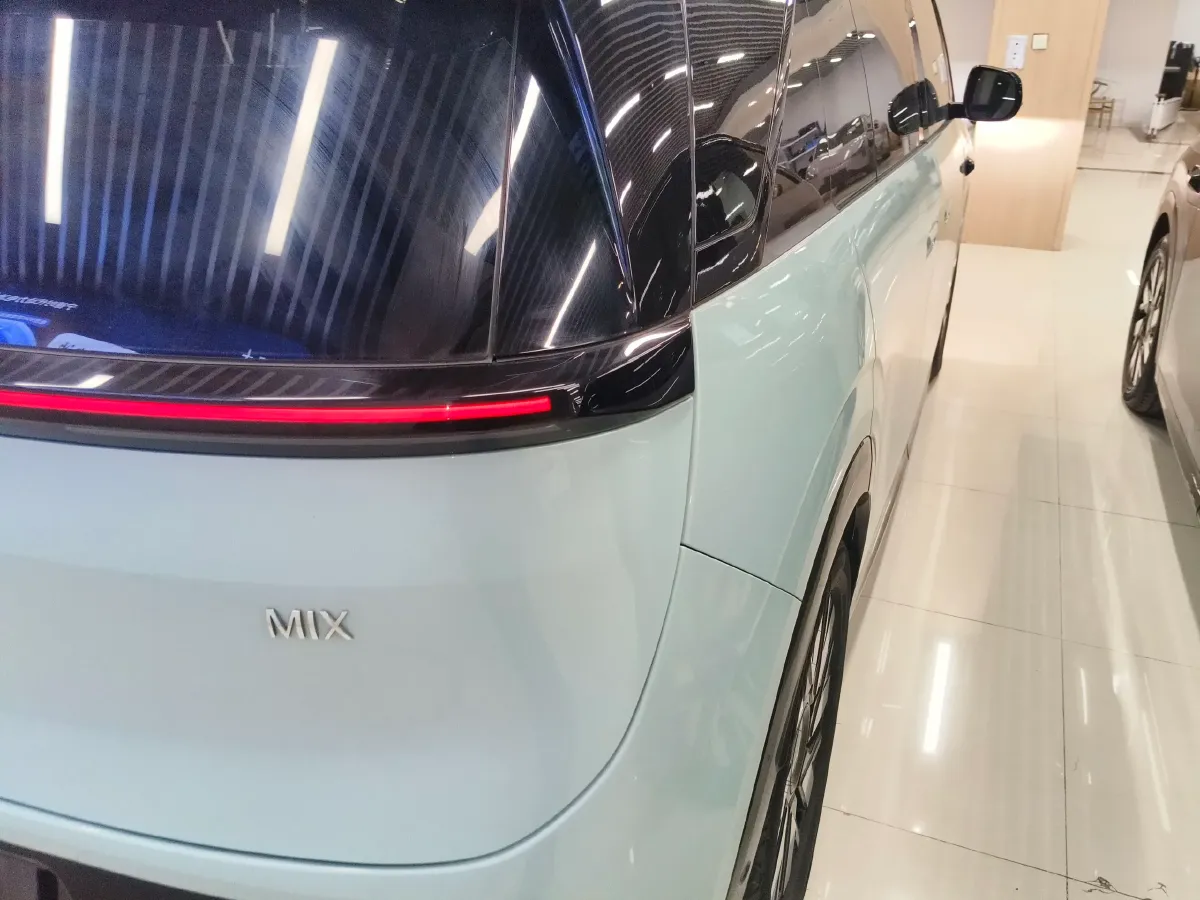 2025 Zeekr MIX BEV 102KWH,autocango,china used car exporter,china ev exporter,chinese used car exporter,chinese used ev exporter