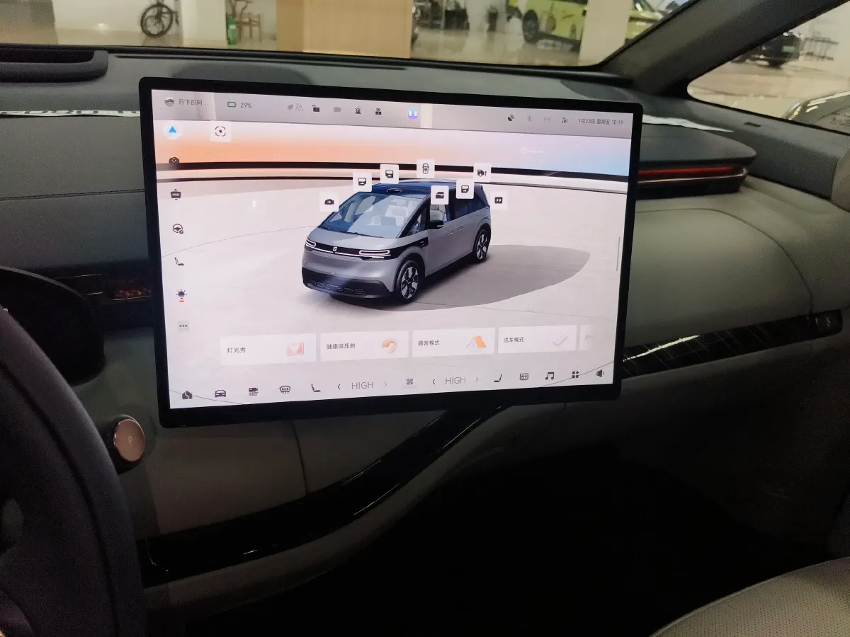 2025 Zeekr MIX BEV 102KWH,autocango,china used car exporter,china ev exporter,chinese used car exporter,chinese used ev exporter