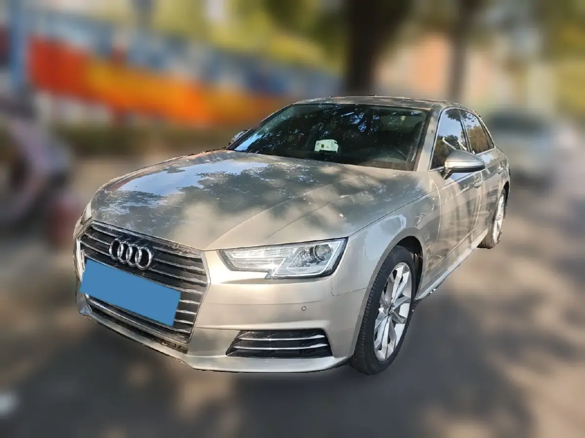 2018 Audi A4L 2.0T 190HP L4 7DCT