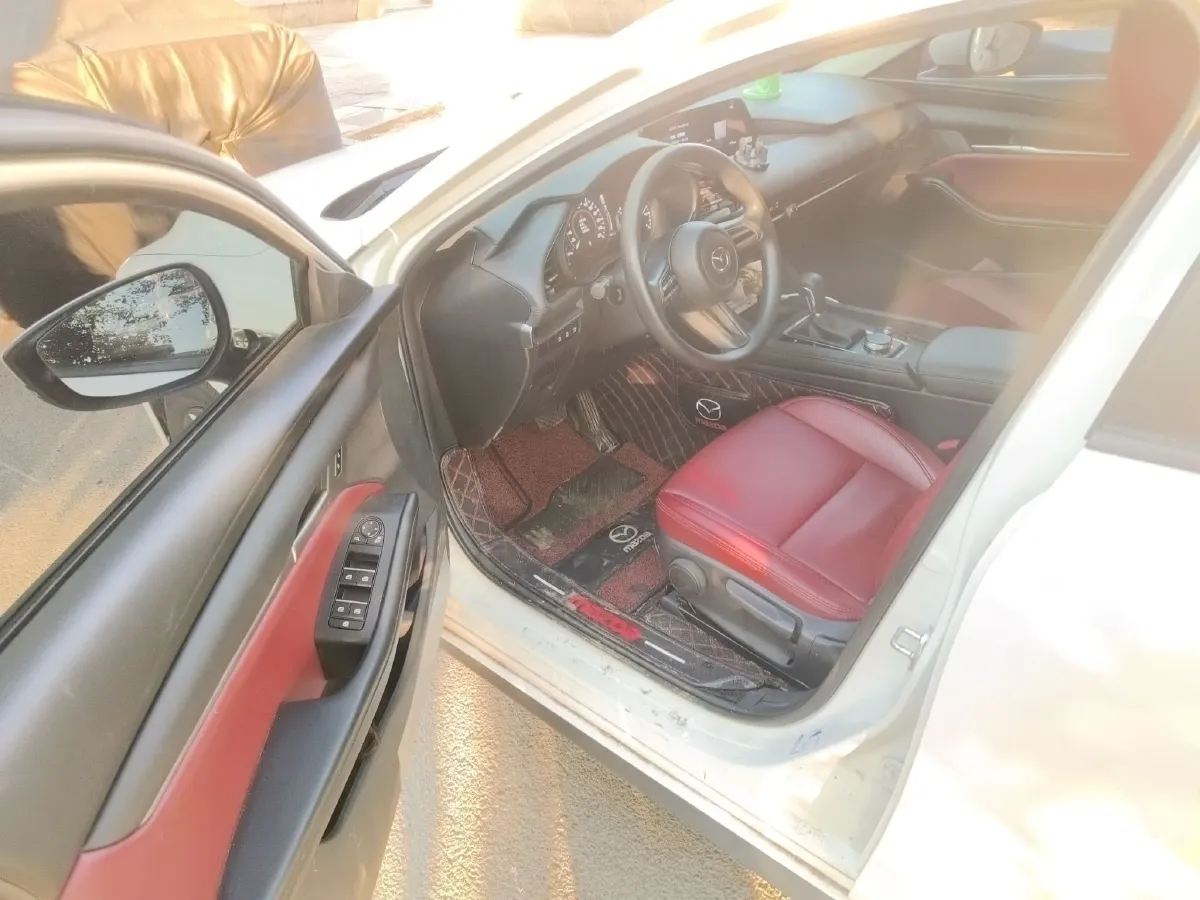 2021 Mazda 3 Axela 2.0L 158HP L4 6AT,autocango,china used car exporter,china ev exporter,chinese used car exporter,chinese used ev exporter