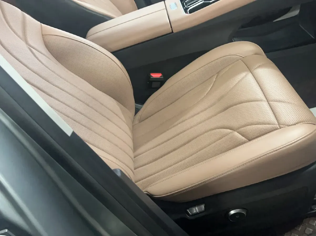 2024 Chery Tiggo8L 2.0T 254HP L4 8AT,autocango,china used car exporter,china ev exporter,chinese used car exporter,chinese used ev exporter