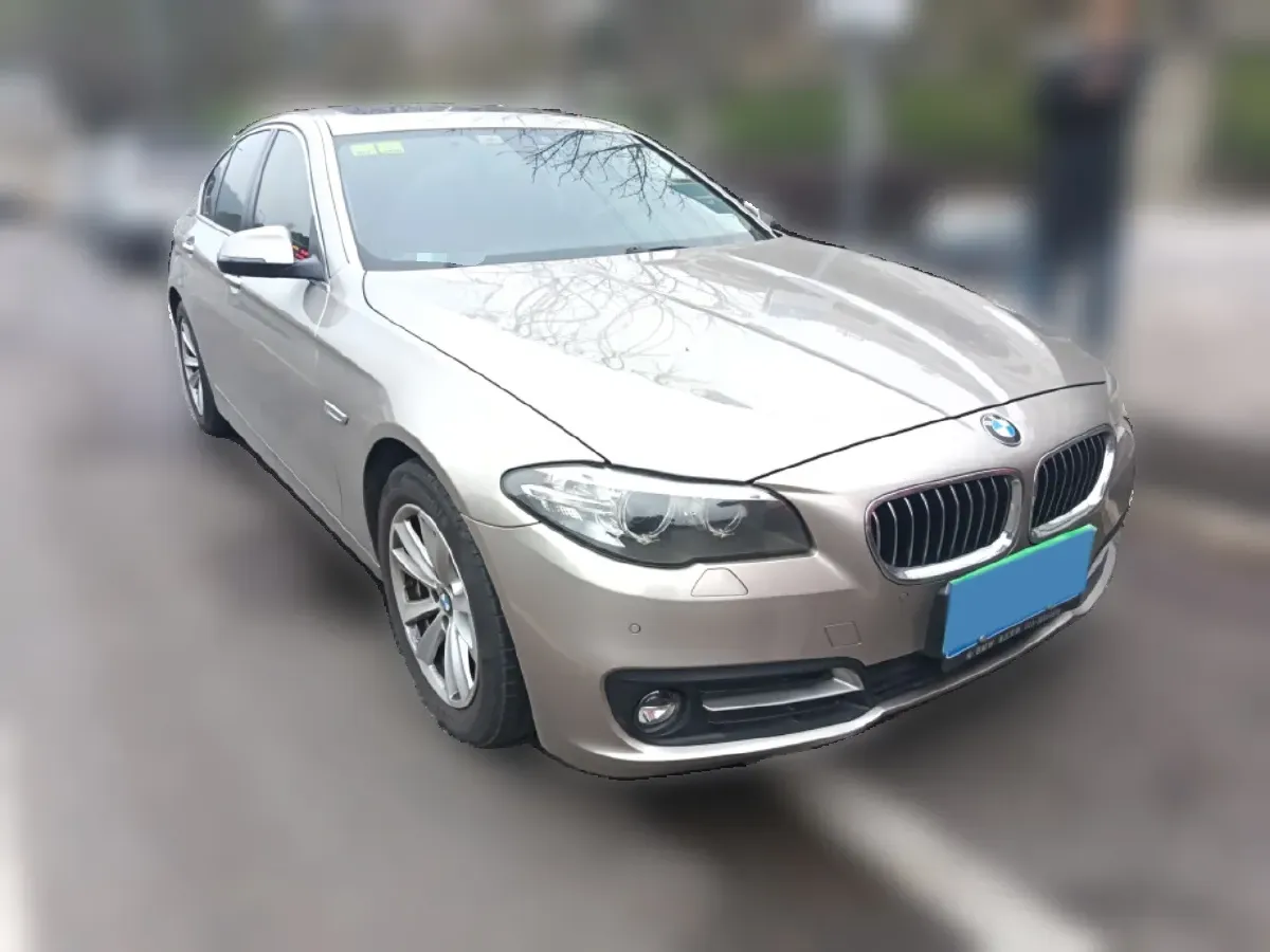 2014 BMW 5 Series 2.0T 184HP L4 8AT,autocango,china used car exporter,china ev exporter,chinese used car exporter,chinese used ev exporter