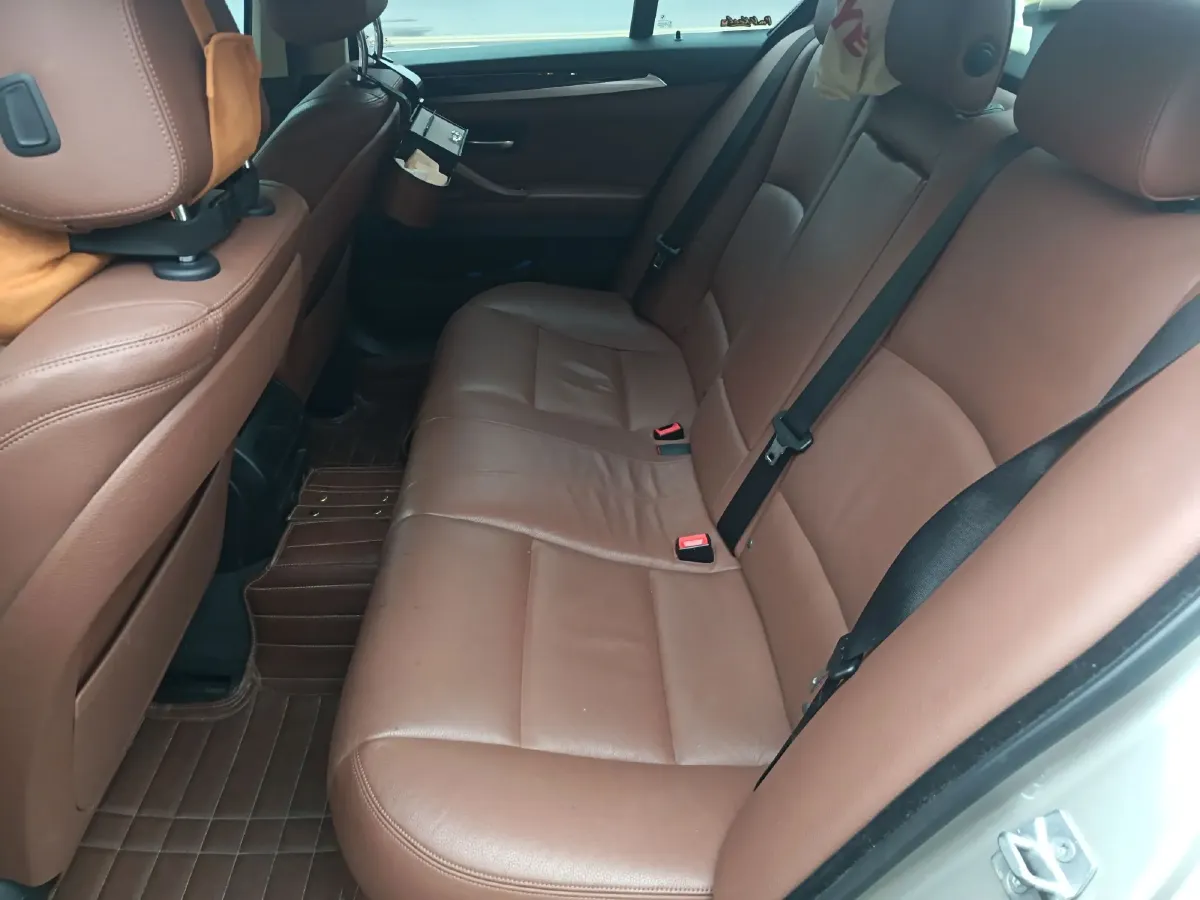 2014 BMW 5 Series 2.0T 184HP L4 8AT,autocango,china used car exporter,china ev exporter,chinese used car exporter,chinese used ev exporter