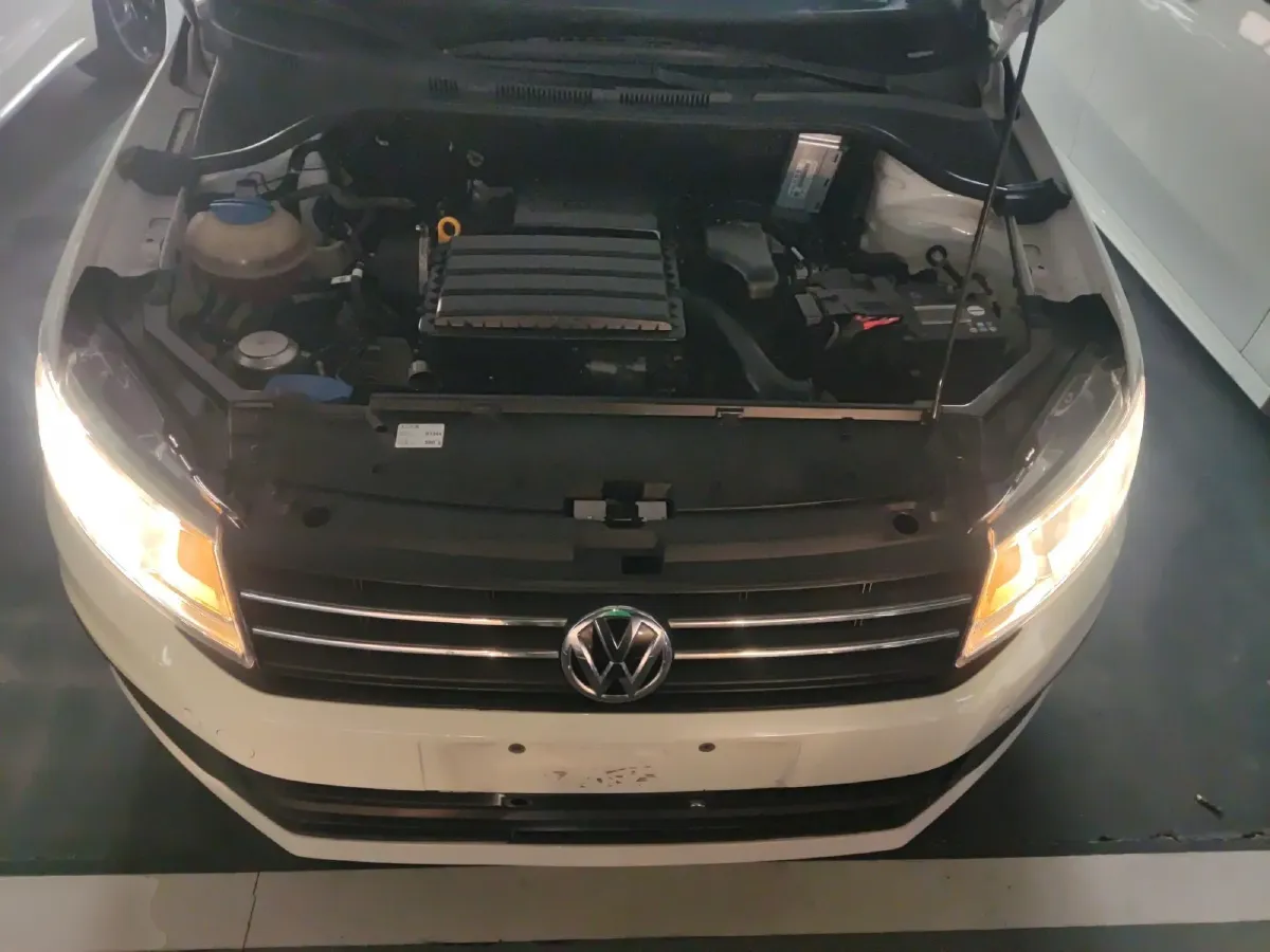 2021 Volkswagen Santana 1.5L 112HP L4 6AT,autocango,china used car exporter,china ev exporter,chinese used car exporter,chinese used ev exporter