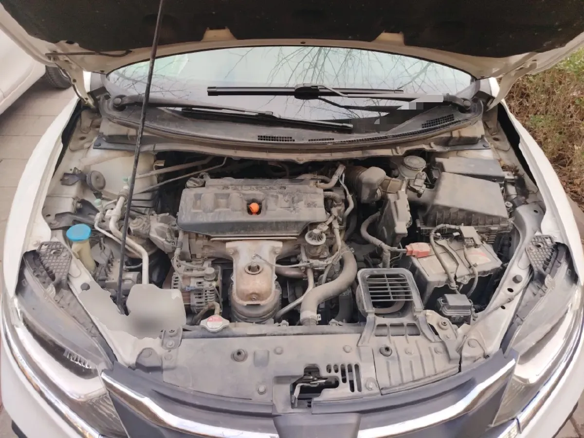 2017 Honda Jade 1.8L 141HP L4 5AT,autocango,china used car exporter,china ev exporter,chinese used car exporter,chinese used ev exporter