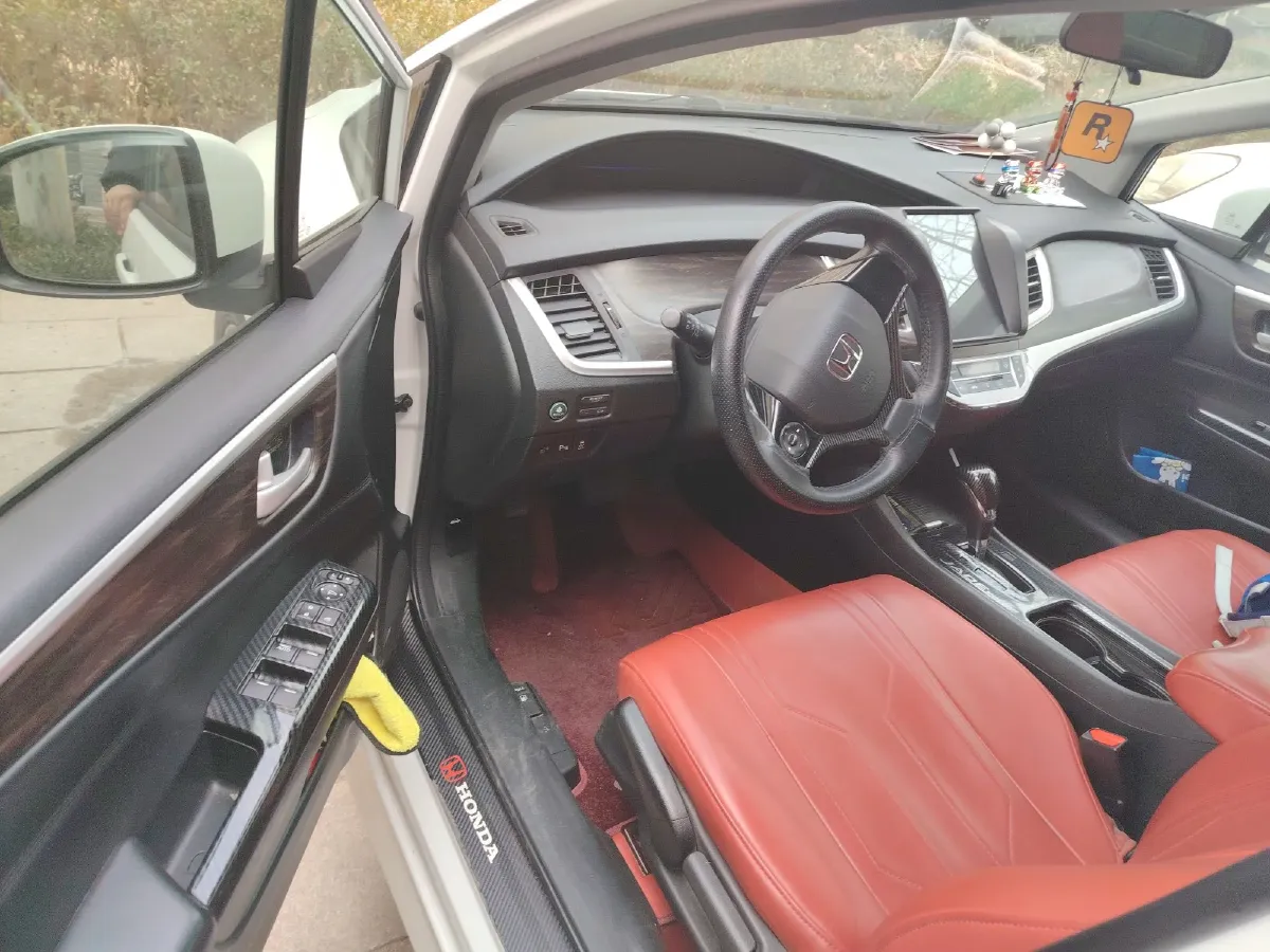 2017 Honda Jade 1.8L 141HP L4 5AT,autocango,china used car exporter,china ev exporter,chinese used car exporter,chinese used ev exporter