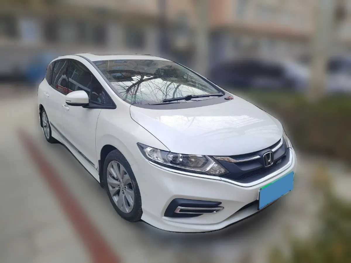 2017 Honda Jade 1.8L 141HP L4 5AT,autocango,china used car exporter,china ev exporter,chinese used car exporter,chinese used ev exporter