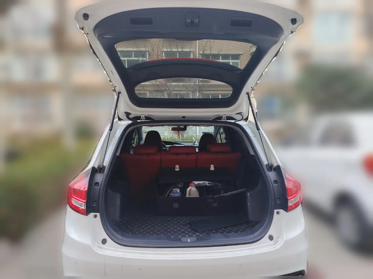 2017 Honda Jade 1.8L 141HP L4 5AT,autocango,china used car exporter,china ev exporter,chinese used car exporter,chinese used ev exporter