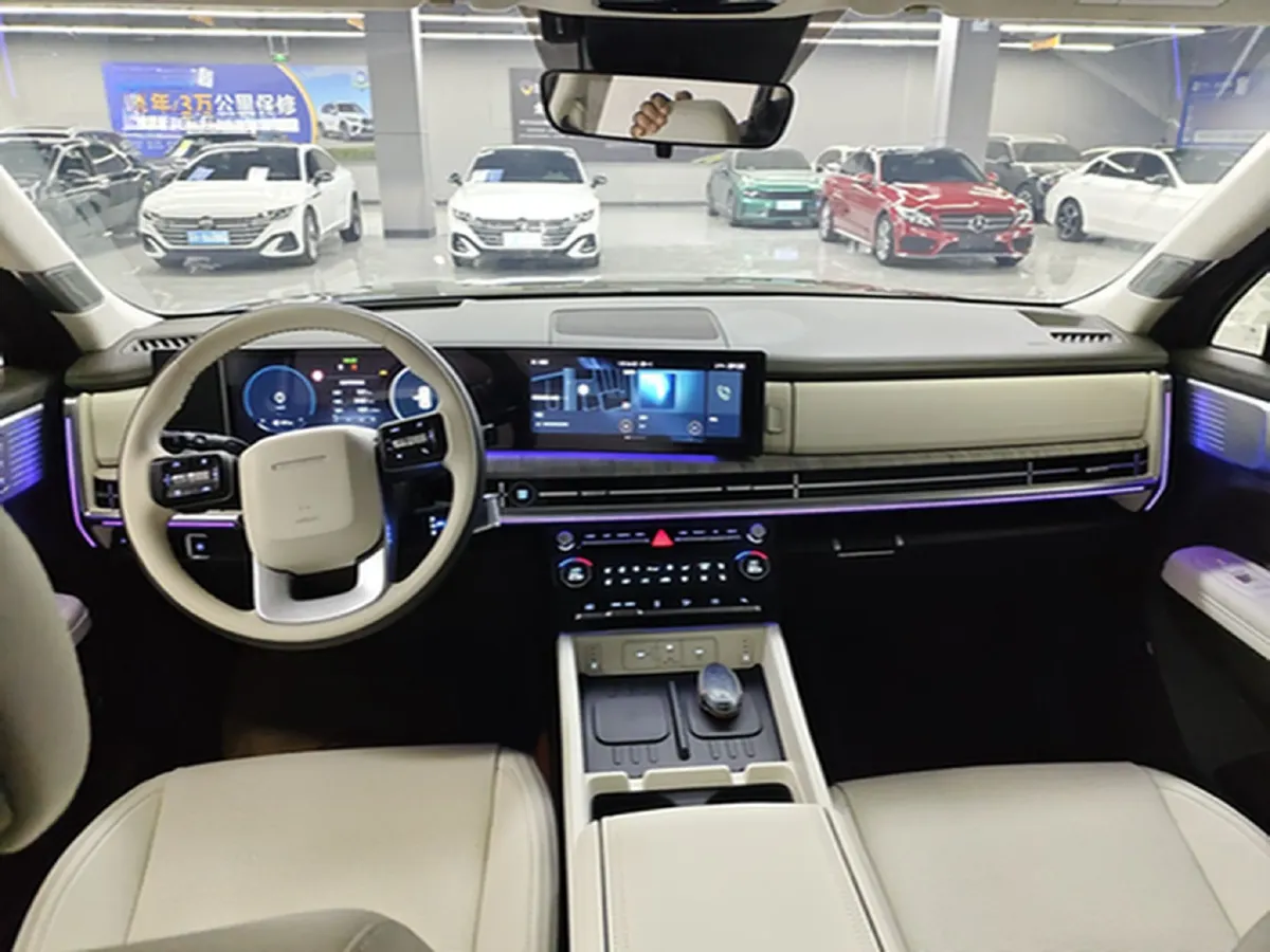 2024 Hyundai Santafe 2.0T 247HP L4 8AT,autocango,china used car exporter,china ev exporter,chinese used car exporter,chinese used ev exporter