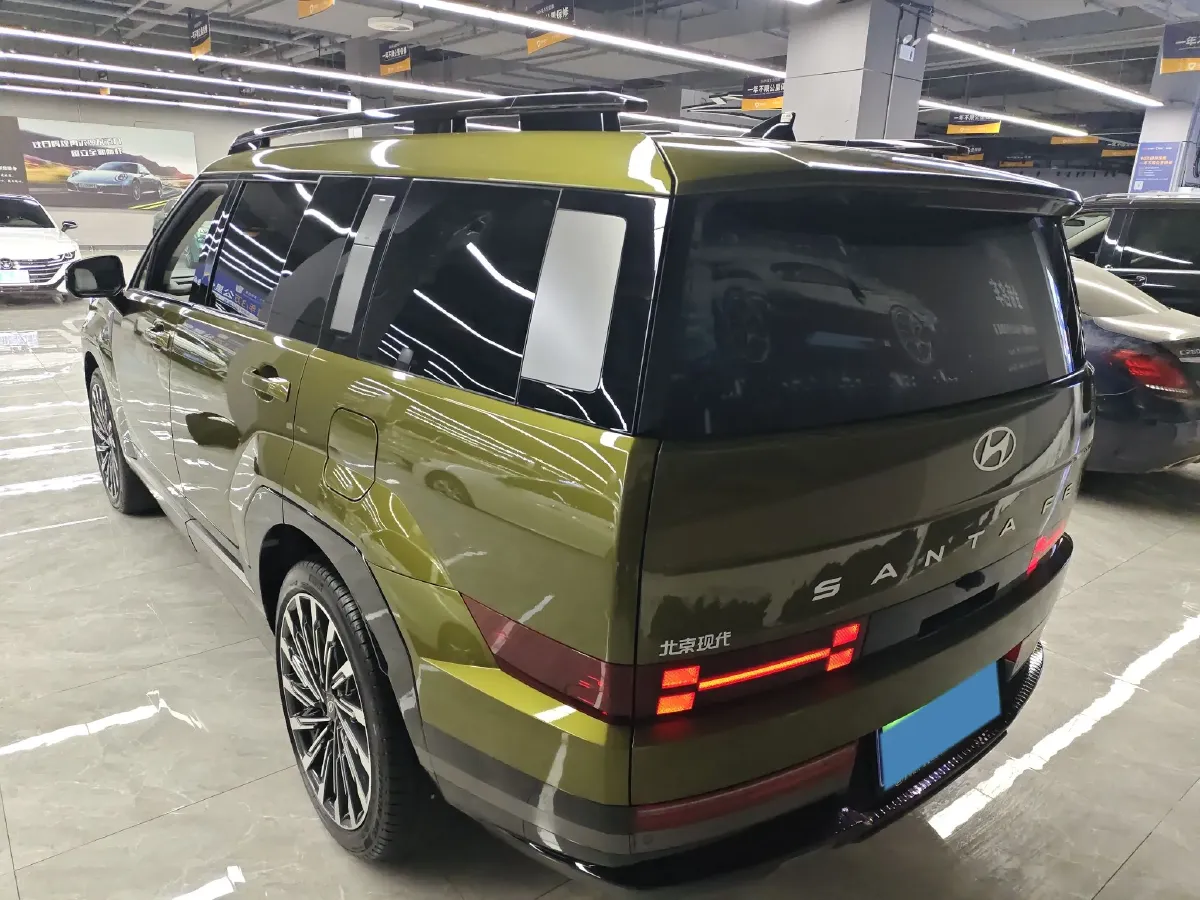 2024 Hyundai Santafe 2.0T 247HP L4 8AT,autocango,china used car exporter,china ev exporter,chinese used car exporter,chinese used ev exporter