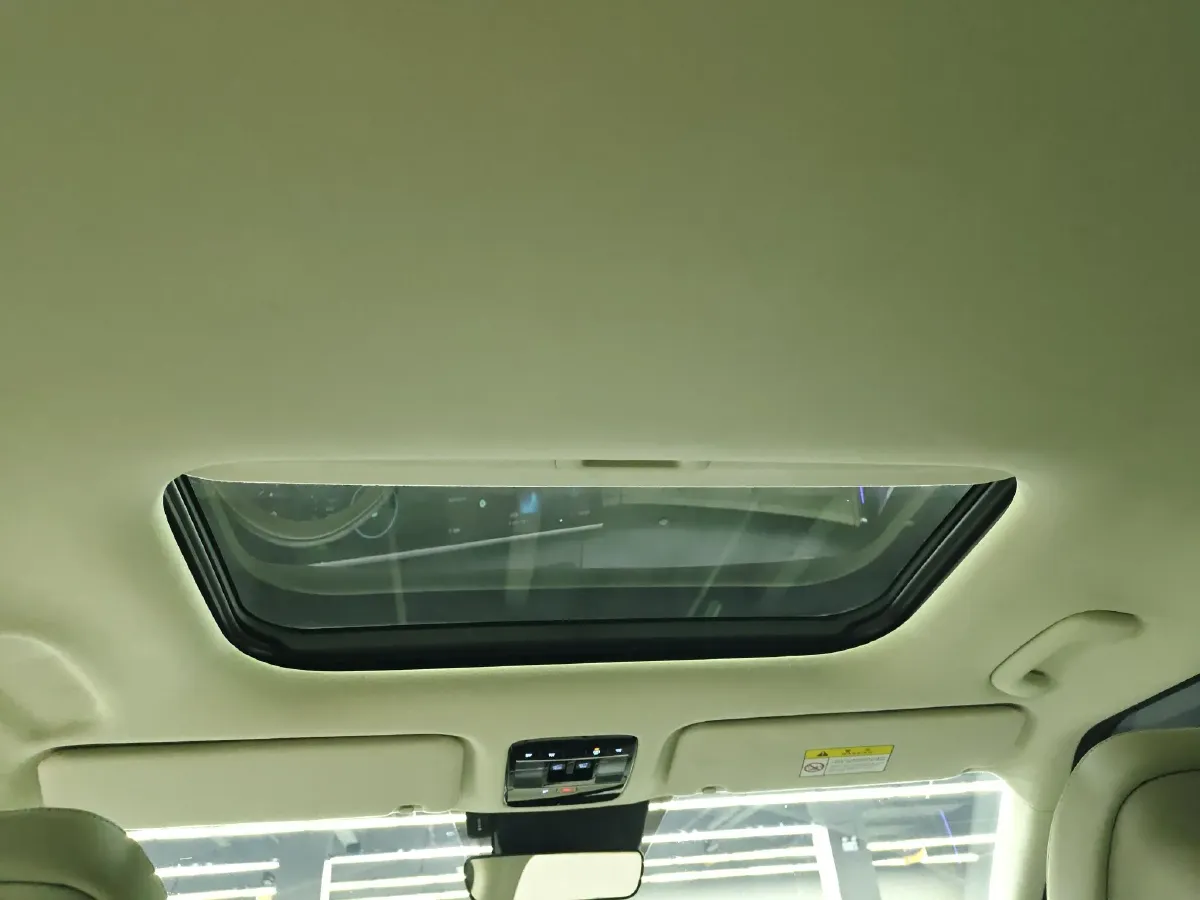 2024 Hyundai Santafe 2.0T 247HP L4 8AT,autocango,china used car exporter,china ev exporter,chinese used car exporter,chinese used ev exporter